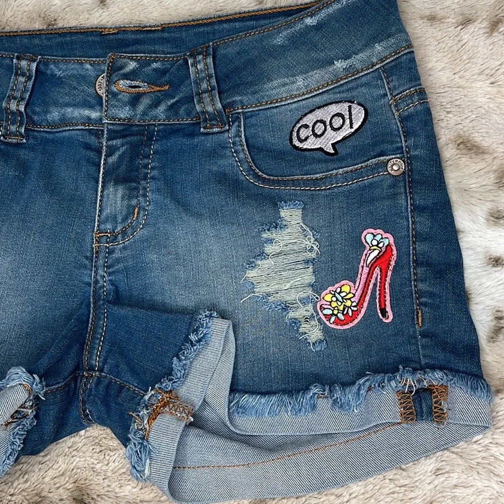 Nauty Blue Distressed Denim Shorts Light Wash Girls Size Small S Patches